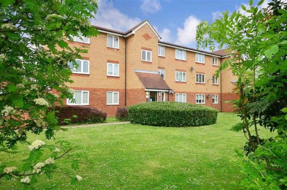 1 Bedroom Flat